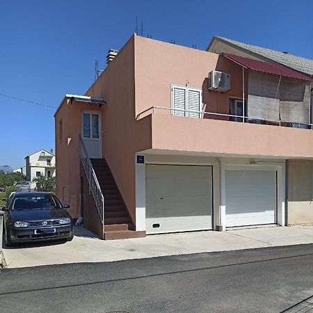 Apartment Anna Kaštela Kültér fotó