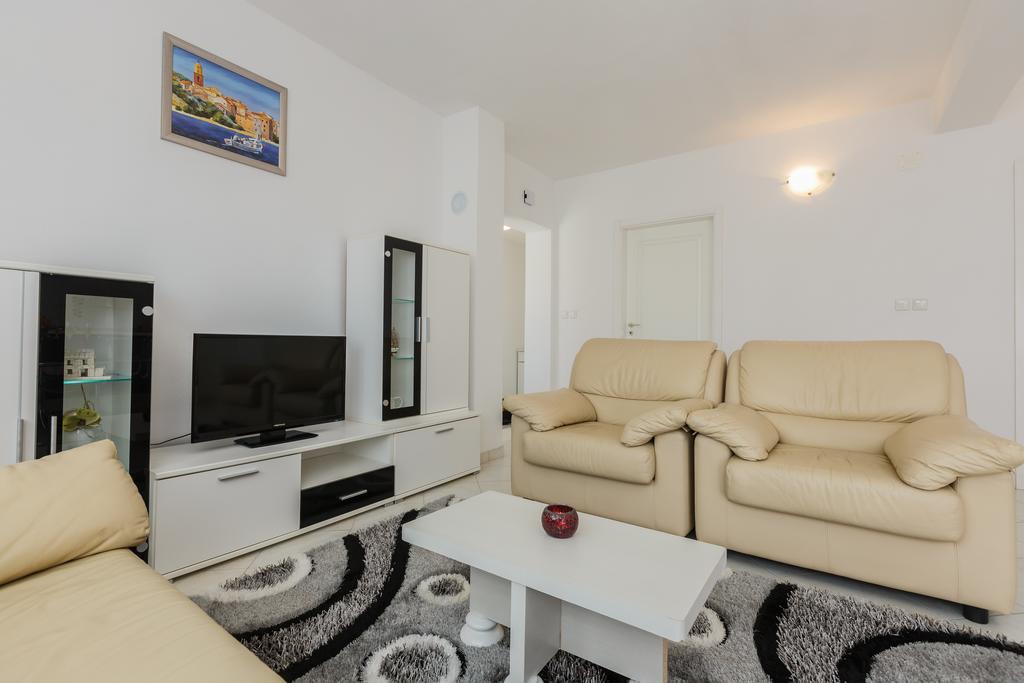 Apartment Anna Kaštela Kültér fotó