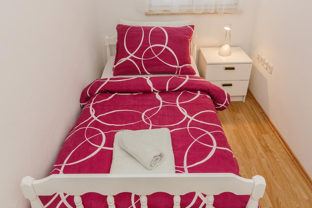 Apartment Anna Kaštela Kültér fotó